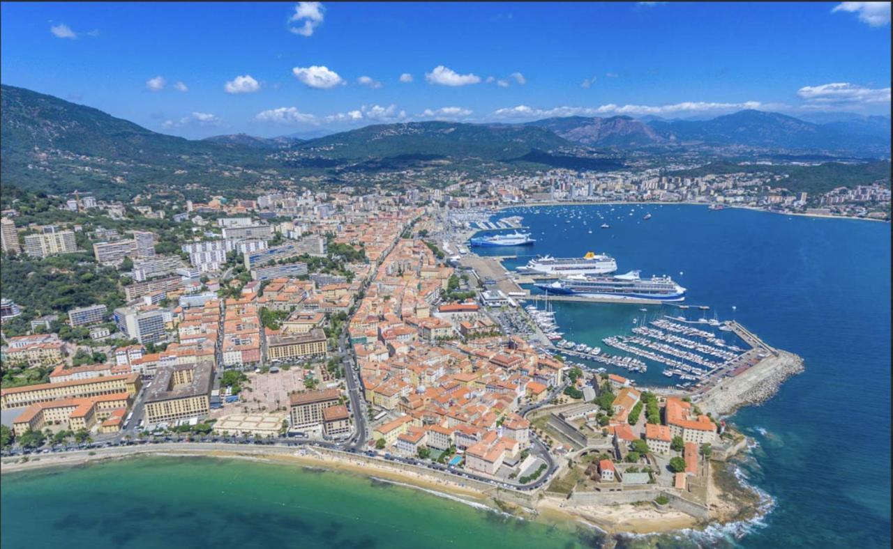 Toit Terrasse Centre Historique Lejlighed Ajaccio  Eksteriør billede